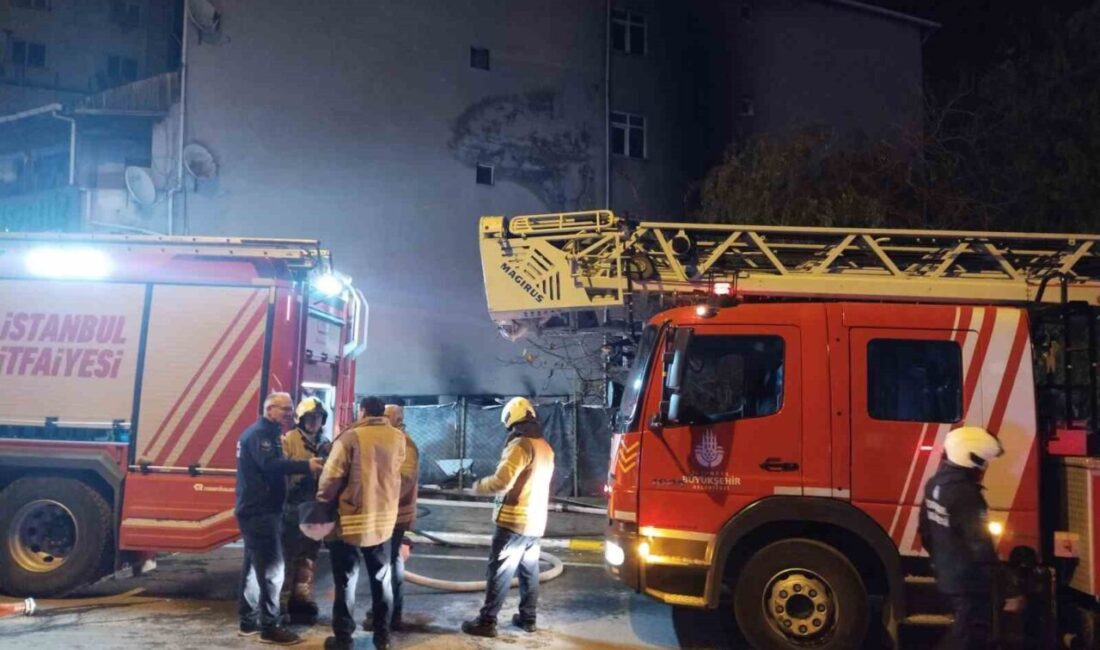 Sultanbeyli ilçesinde akşam saatlerinde bir boya kaporta dükkanında çıkan yangın,