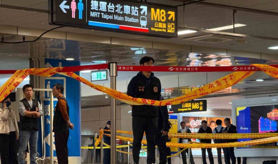 Tayvan’ın başkenti Taipei’de bir metro istasyonunda meydana gelen sis bombalı