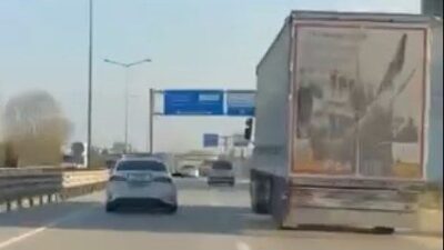 Bursa’nın İnegöl ilçesinde, trafik polisleri tarafından dur ihtarına uymayan bir
