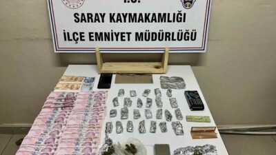 Tekirdağ’da polis ekipleri, uyuşturucuyla mücadele kapsamında yürüttüğü çalışmalar sonucunda bir