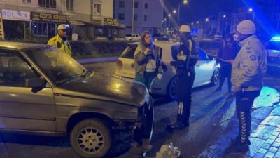 Çorlu, Tekirdağ’da meydana gelen maddi hasarlı kaza sonrasında sürücülerden biri,
