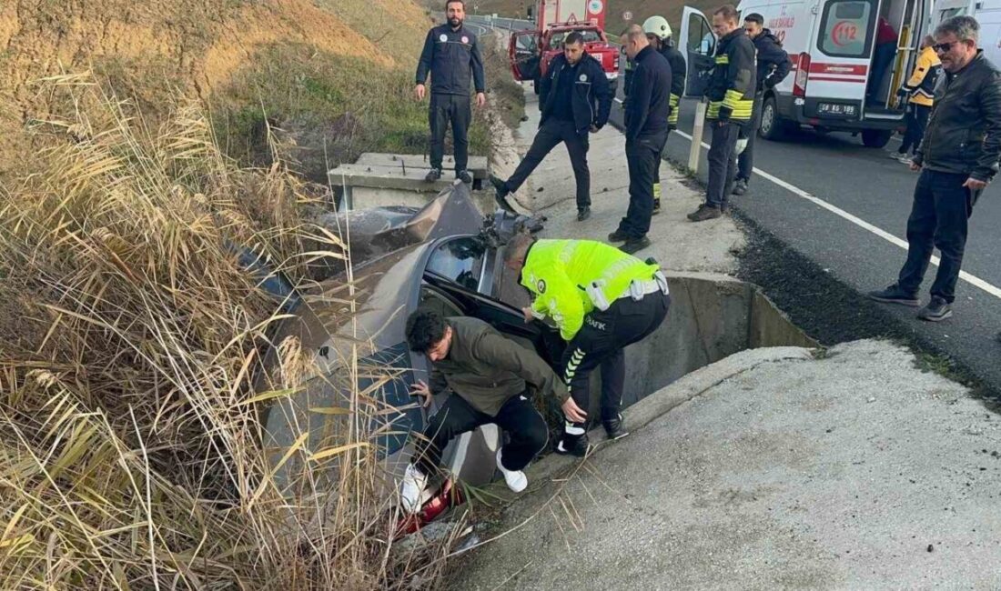 Tekirdağ’ın Muratlı ilçesinde meydana gelen trafik kazasında, bir araç su