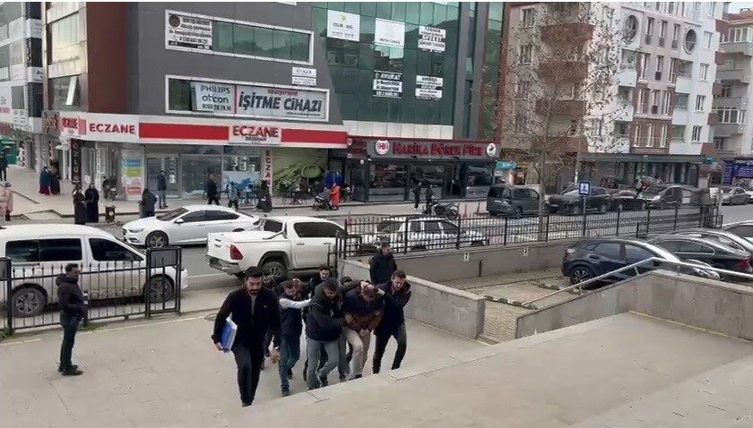 Çerkezköy ilçesinde gerçekleştirilen bir tefecilik operasyonunda 3 şüpheli tutuklanarak cezaevine