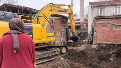 İnegöl ilçesinde bir site inşaatı sırasında gerçekleştirilen temel kazısında tarihi