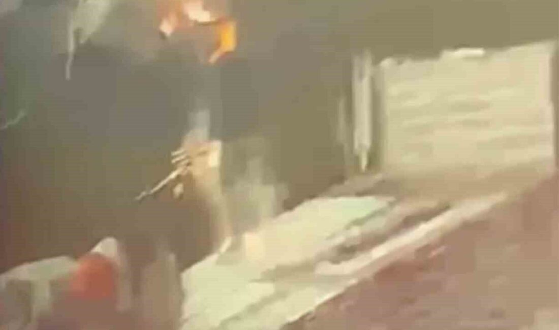 Arsuz ilçesindeki bir olayda, bir şahsın tır dorsesinden yük indirirken
