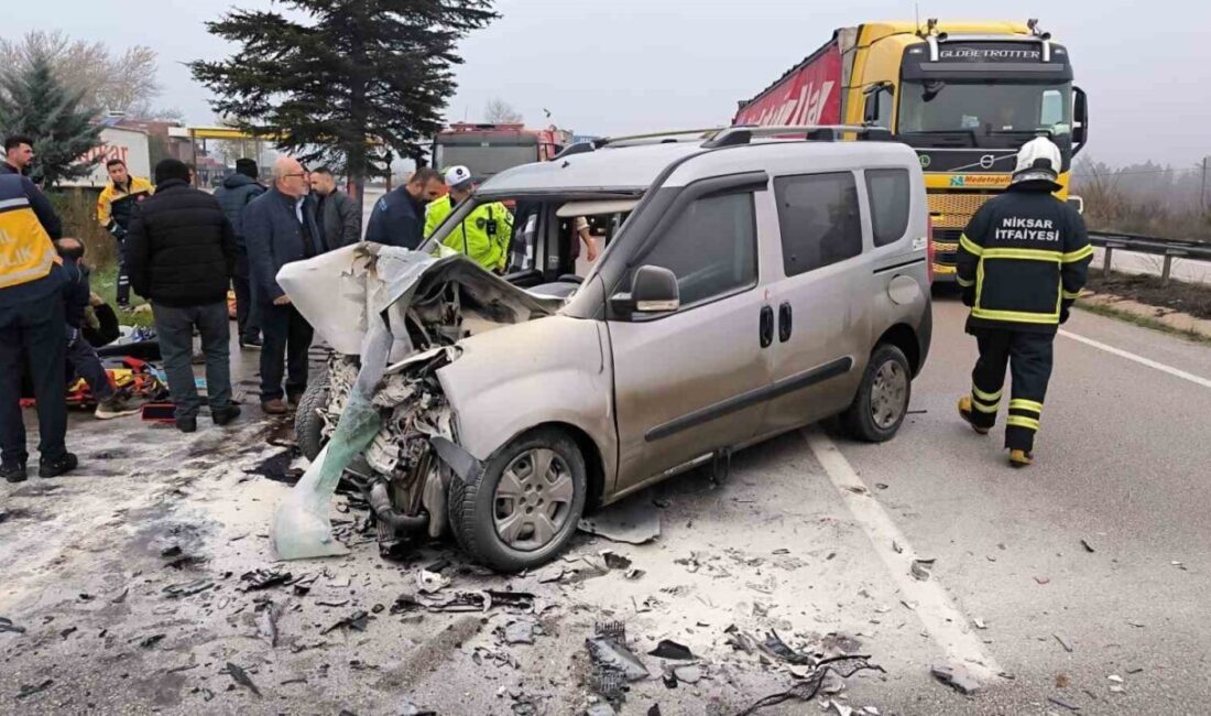 Tokat’ta meydana gelen trafik kazasında, bir tır ile hafif ticari