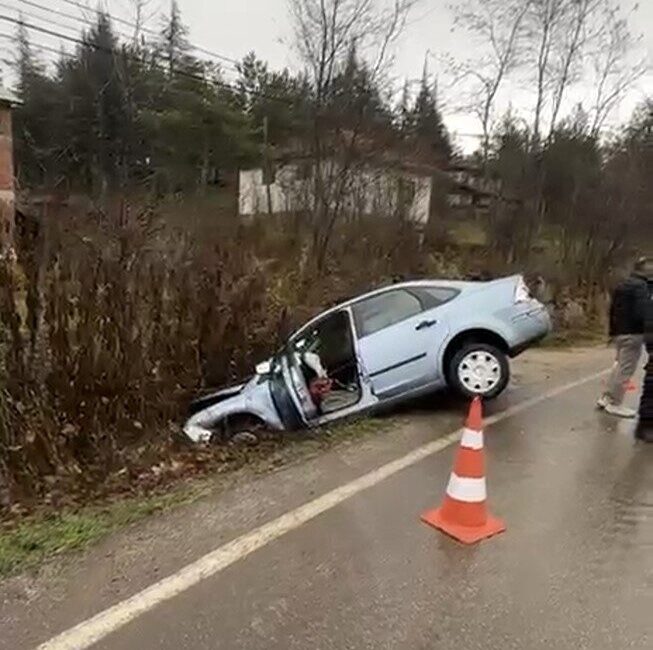 Niksar ilçesinde meydana gelen trafik kazasında 3 kişi yaralandı. Olay,