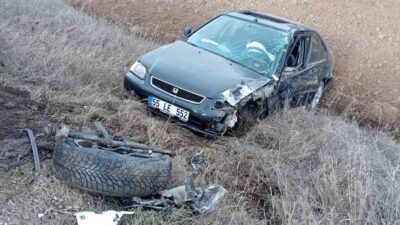 Tokat’ın Yeşilyurt ilçesinde gerçekleşen kafa kafaya çarpışma sonucu meydana gelen