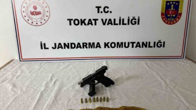 Tokat’ın Zile ilçesinde jandarma ekipleri tarafından gerçekleştirilen operasyonda tarihi eser
