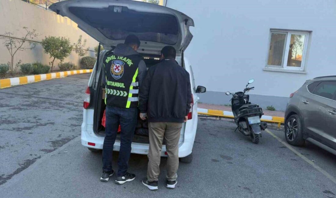 İstanbul Fatih’te meydana gelen trafik olayında, araç ve motosiklet sürücüleri