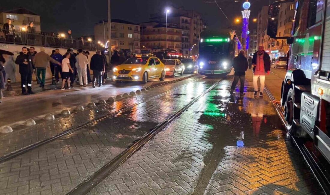 Kocaeli’de bir kadın, tramvayın altında kalarak hayatını kaybetti. 71 yaşındaki