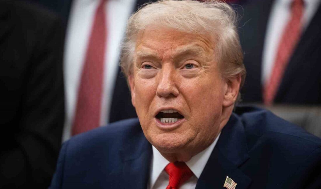 ABD Başkanı Donald Trump, Jeffrey Epstein dosyasındaki yeni fotoğrafların basına