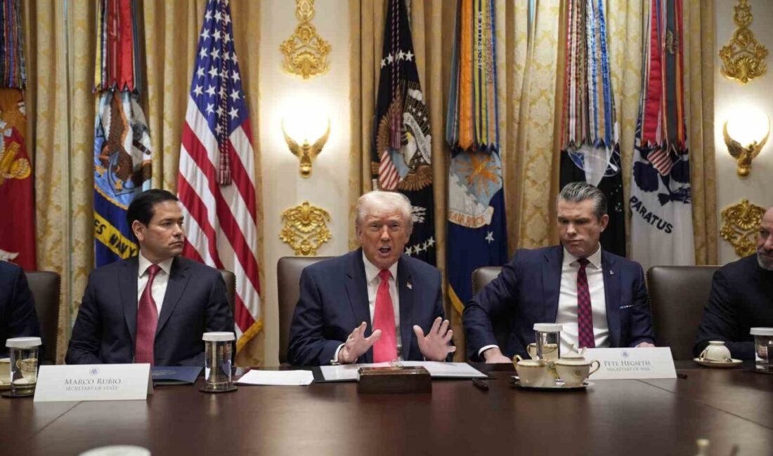 ABD Başkanı Donald Trump, Beyaz Saray’da uzun süren bir kabine