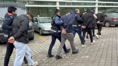 Samsun’un İlkadım ilçesinde tütün ürünleri kaçakçılığına yönelik gerçekleştirilen eş zamanlı