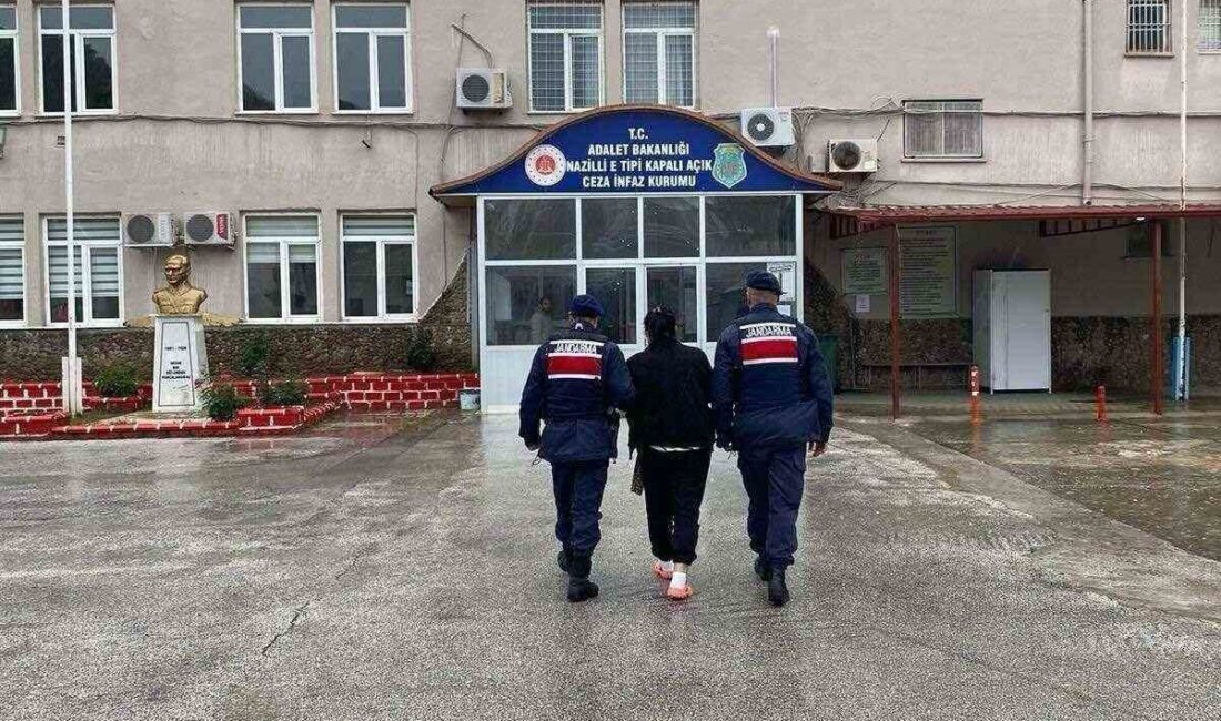 Nazilli ilçesinde yaklaşık üç yıldır aranan ve hakkında 9 yıl