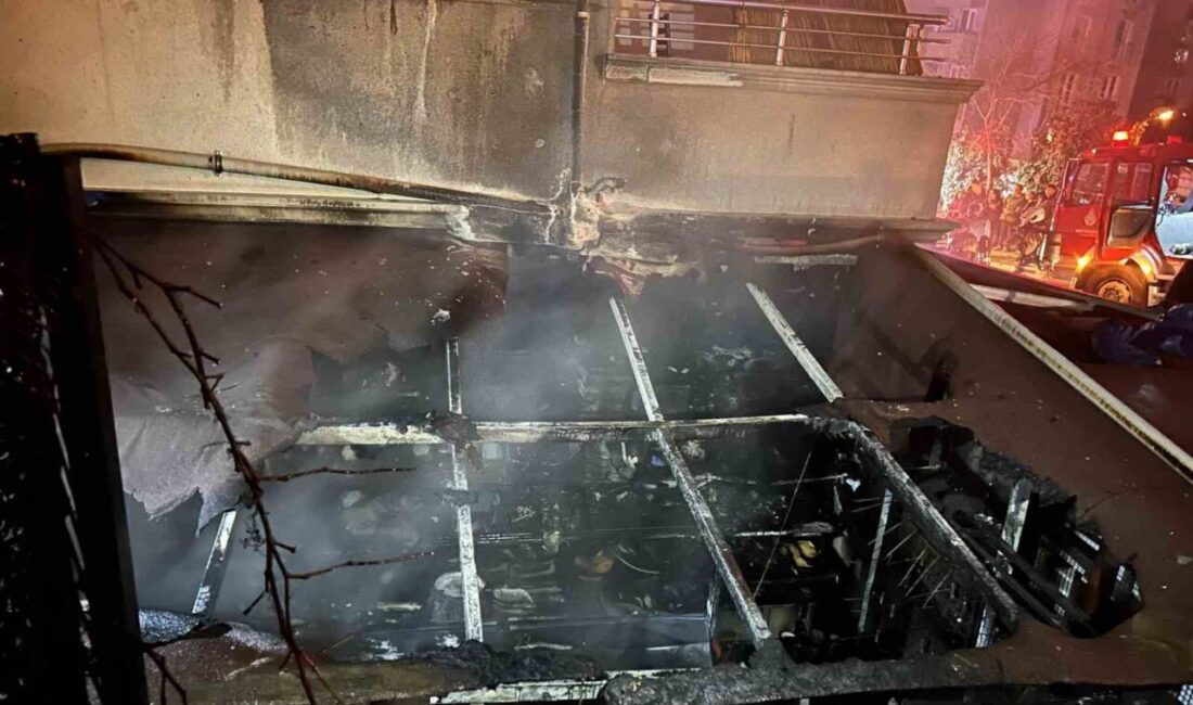 Ümraniye’de bulunan bir iş yerinde meydana gelen yangın, 5 katlı
