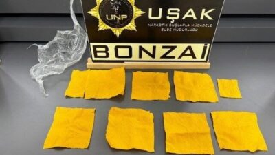 Uşak’ta, polis ekipleri tarafından bir evde gerçekleştirilen uyuşturucu operasyonunda büyük