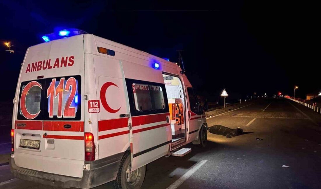 Eşme ilçesinde meydana gelen trafik kazasında üç yayayı ezerek ölüme