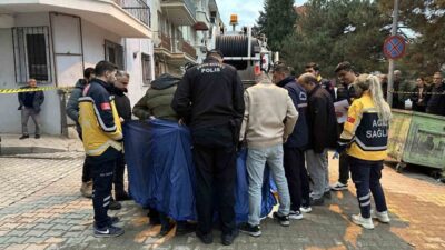 Uşak’ta, ceninin kanalizasyon hattında bulunmasıyla ilgili soruşturma kapsamında polis ekipleri