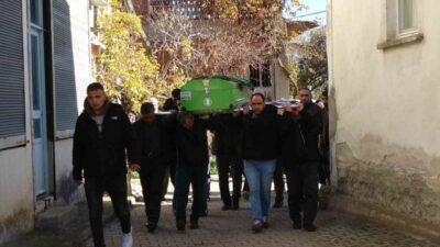 Uşak’ta yaşanan acı bir kaza sonucunda otomobilin çarpması sonucu hayatını
