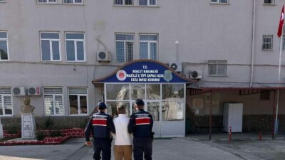 Nazilli ilçesinde uyuşturucu suçundan aranan bir kişi, jandarma ekiplerinin titiz
