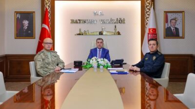Yılbaşı tedbirleri kapsamında düzenlenen hazırlık ve koordinasyon toplantısında Bayburt Valisi