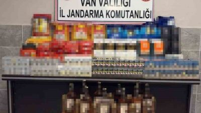 Van’ın Gürpınar ilçesinde jandarma ekipleri tarafından gerçekleştirilen operasyonda kaçak sigara,