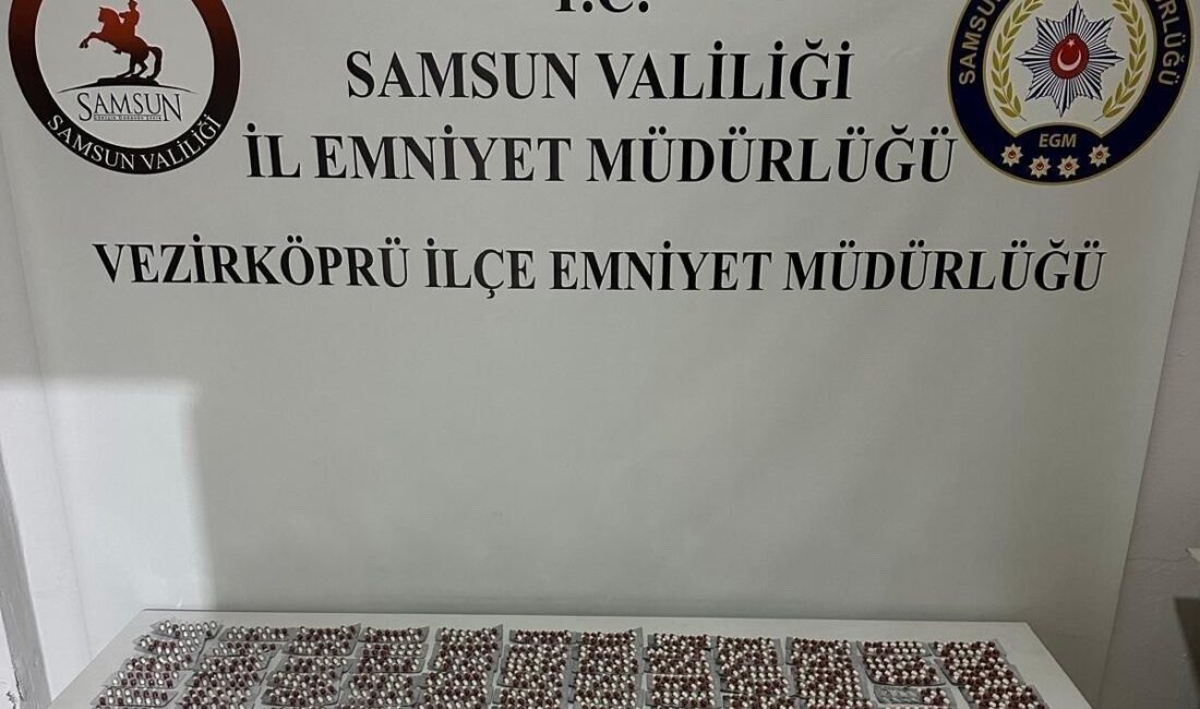 Samsun’un Vezirköprü ilçesinde polis ekipleri, uyuşturucu madde ticaretini engellemek amacıyla