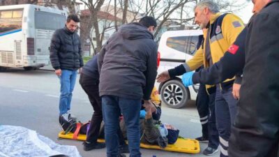 İnegöl ilçesinde meydana gelen trafik kazasında, iki motosikletin çarpışması sonucu