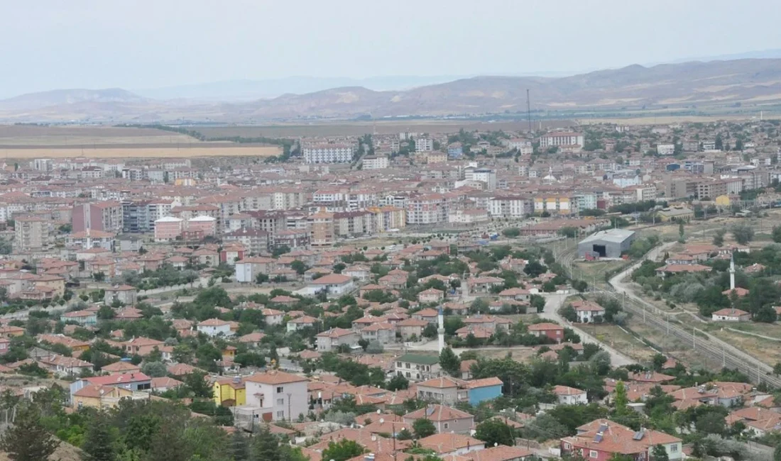 Yerköy Belediyesi, son günlerde ilçenin çeşitli noktalarına asılan hizmet ve