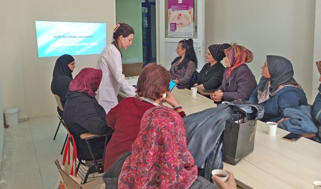 Yerköy İlçe Sağlık Müdürlüğünce düzenlenen SAHA eğitim programını tamamlayan katılımcılarına