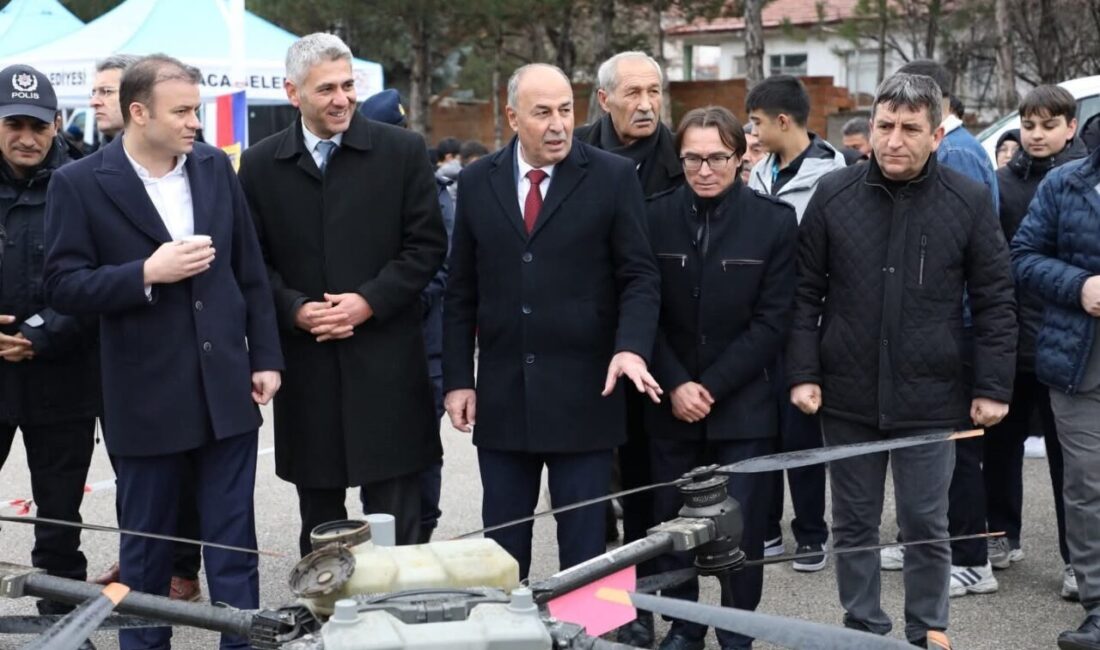 Çorum’un Alaca ilçesinde düzenlenen “Tutum, Yatırım ve Türk Malları Haftası”