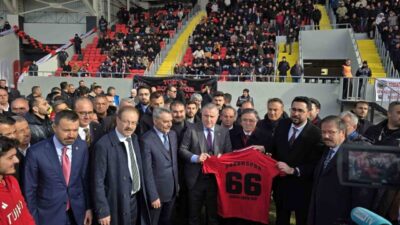 Yozgat Şehir Stadyumu’nun yapımı tamamlandı ve Gençlik ve Spor Bakanı