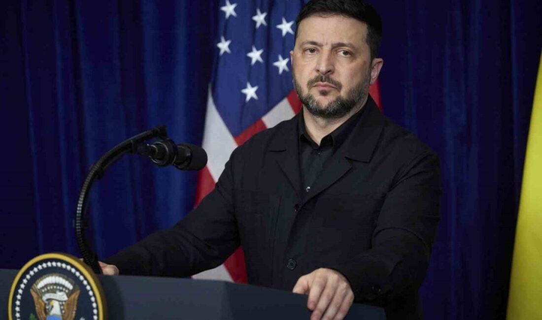 Ukrayna Devlet Başkanı Vladimir Zelenskiy, Rusya’nın Novgorod bölgesindeki Rusya Devlet