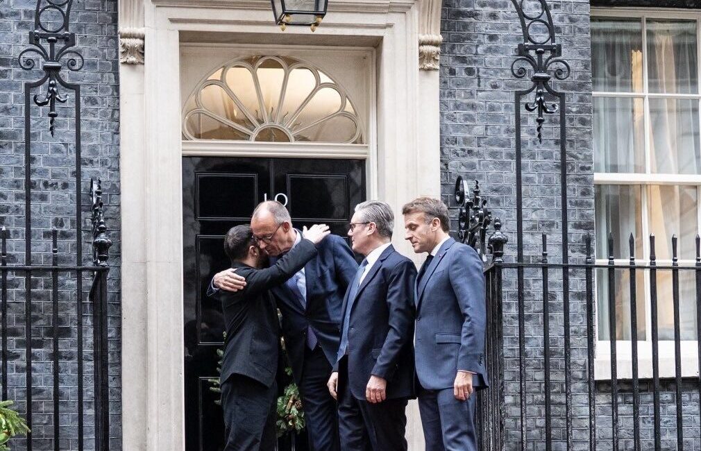 Ukrayna Devlet Başkanı Vladimir Zelenskiy, İngiltere, Fransa ve Almanya’nın oluşturduğu