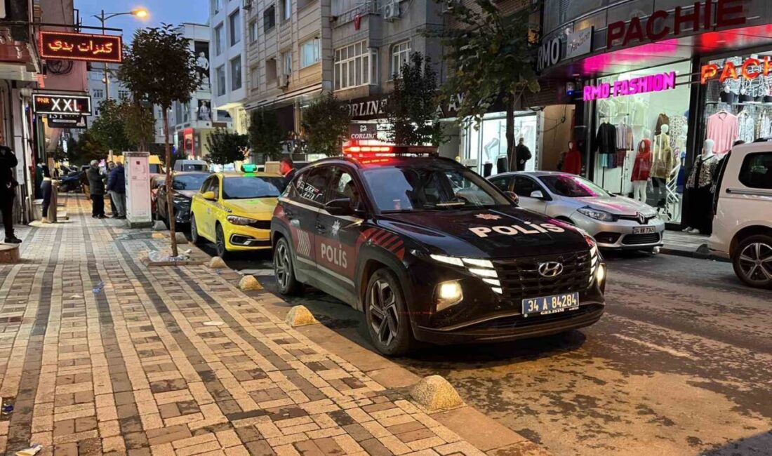 Zeytinburnu’nda bir park yeri kavgasında bir kişi hayatını kaybetti ve