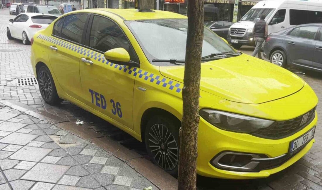 Zeytinburnu ilçesinde, bir taksici, iddiaya göre aralarında husumet bulunan kişiler