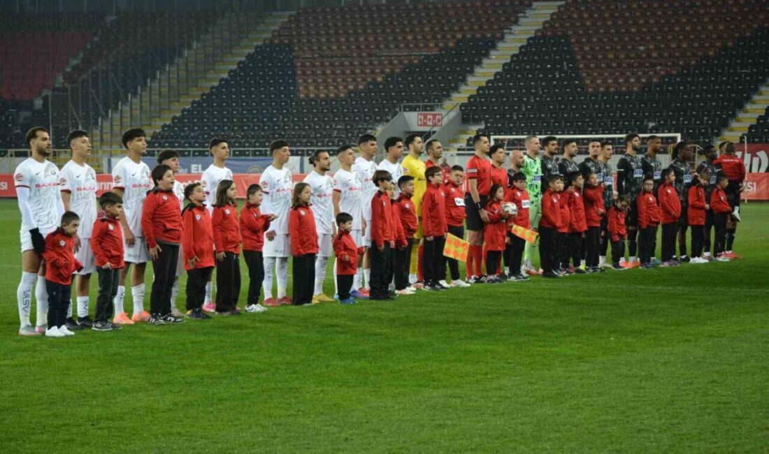 Ziraat Türkiye Kupası 4. Eleme Turu karşılaşmasında Çorum FK, kendi