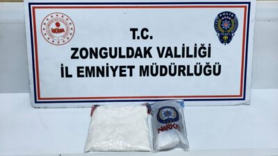 Zonguldak’ta gerçekleştirilen bir uyuşturucu operasyonunda yakalanan 3 şüpheli tutuklanarak cezaevine