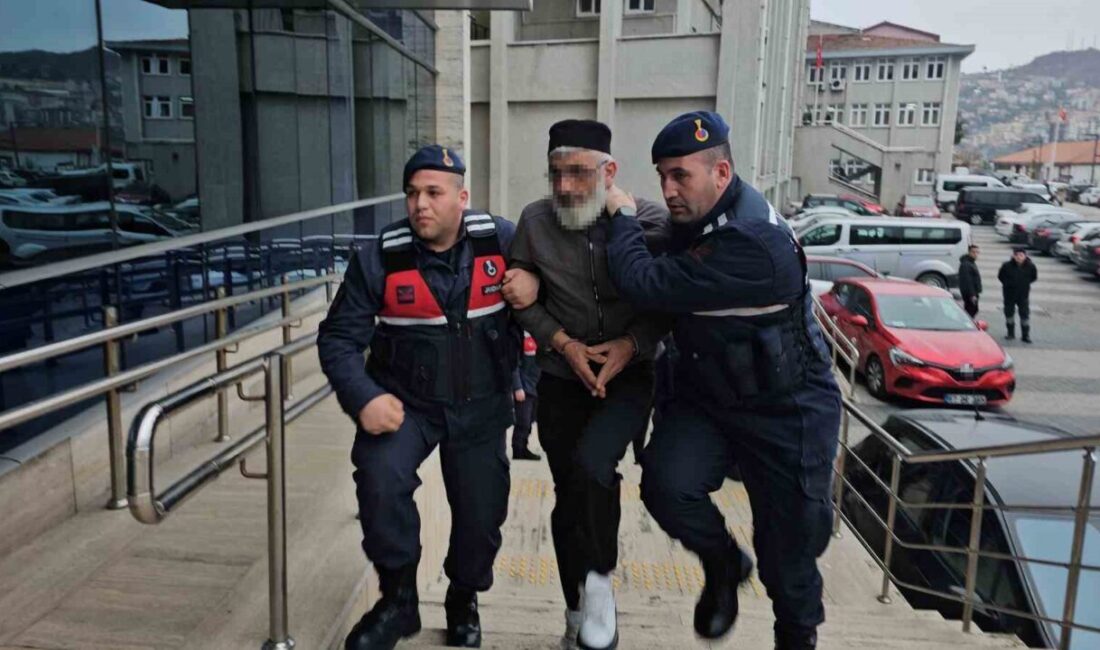 Zonguldak’ta yaşanan olayda, boşanma sürecindeki eşini ve kayınvalidesini sokak ortasında