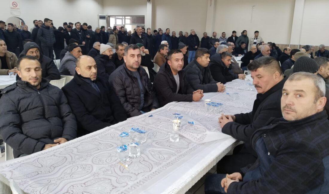 Anahtar Parti Yerköy İlçe Başkanı Alperen Gül ve teşkilat üyeleri