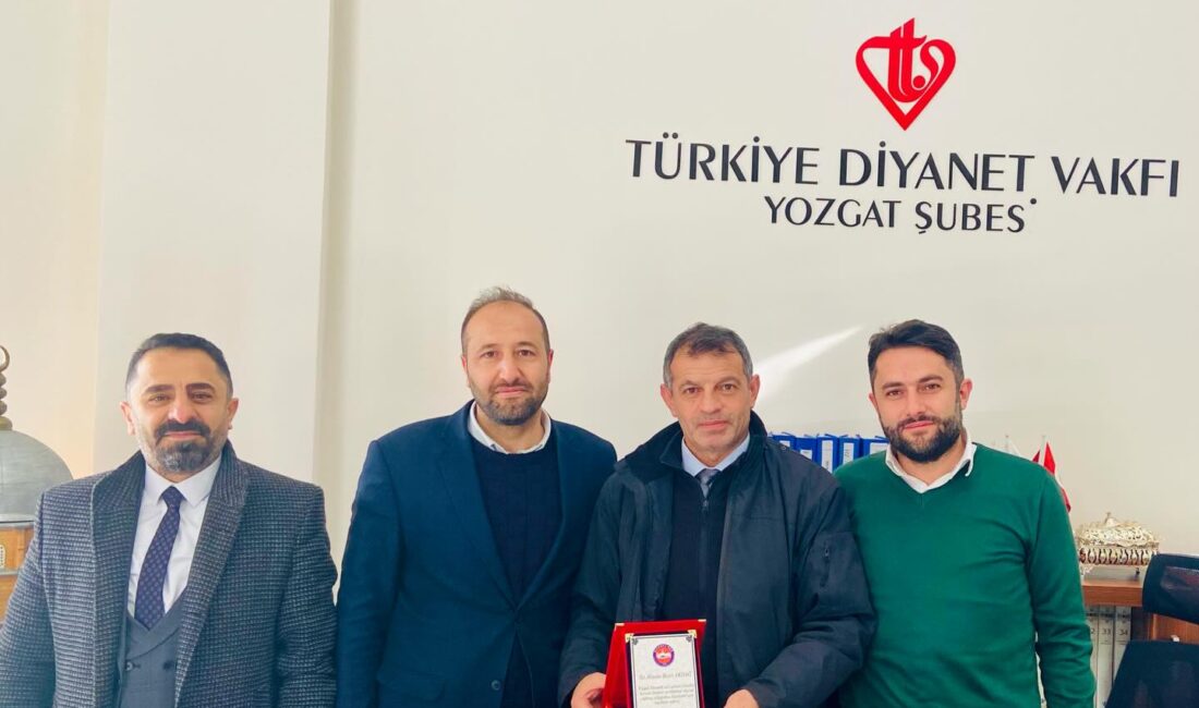 Diyanet-Sen Yozgat Şubesi, önceki dönem görev yapan yönetim kurulu üyelerine
