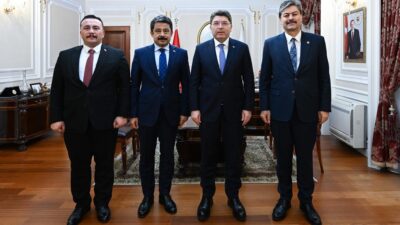 AK Parti Kırşehir Milletvekili Necmettin Erkan, Kırşehir Valisi Murat Sefa