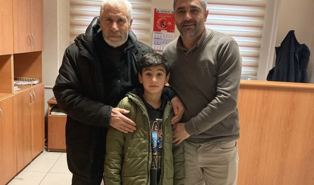  Yerköy Bağlarbaşı Köselispor altyapısında yetişen 2016 doğumlu genç futbolcu Ahmet