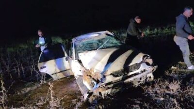 Aksaray’da meydana gelen trafik kazasında sürücüsü direksiyon hakimiyetini kaybeden bir