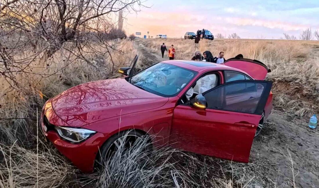 Aksaray’da bir otomobil, sürücüsünün kontrolünü kaybetmesi sonucu şarampole devrildi ve