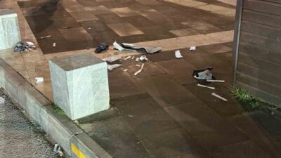Alanya ilçesinde yaşanan bıçaklı kavgada alacak-verecek meselesi yüzünden çıkan tartışmada
