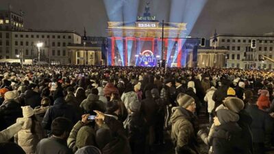 Almanya, yeni yıla coşkulu kutlamalar eşliğinde ve yoğun güvenlik önlemleri