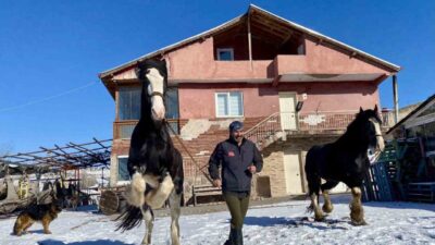 Ankara’nın Çubuk ilçesinde yaşayan Özgür Peştanlı, doğayla iç içe bir