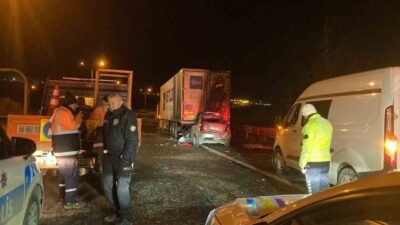 Keçiören ilçesinde meydana gelen trafik kazasında, çevre yolunda seyir halinde